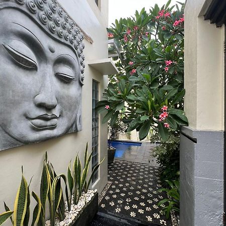 Bali, Kuta, De Kubu Villa No1 Legian Esterno foto